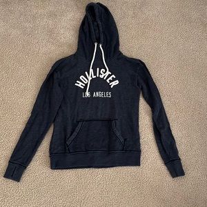 hollister hoodie, size small